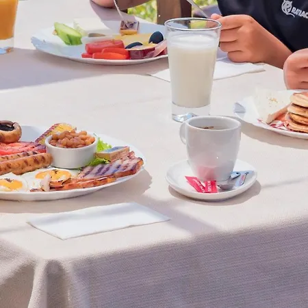 Arena Complex Хотел